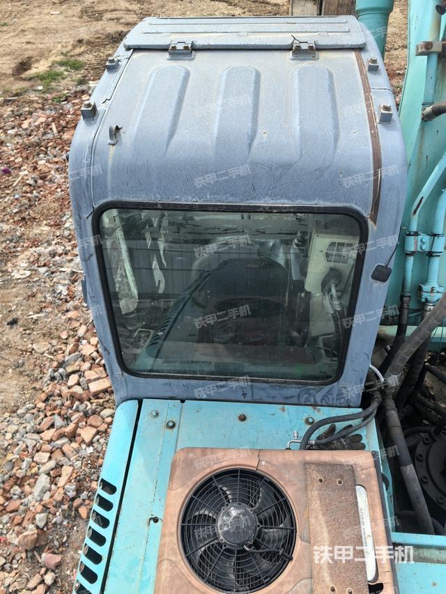 駕駛室頂部俯視（上車部件）