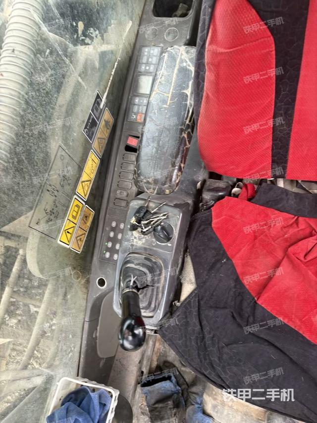 座椅后部（駕駛室部分）