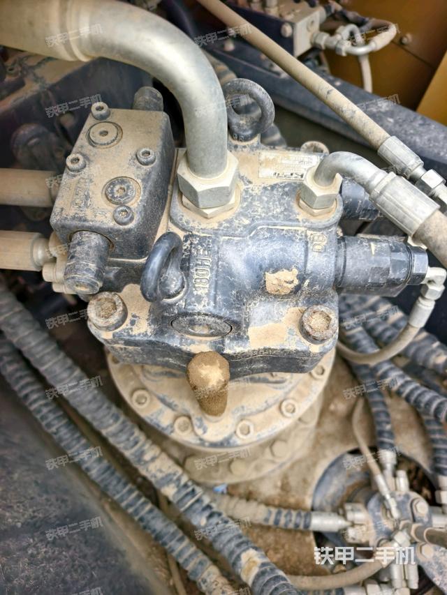 回轉(zhuǎn)馬達(dá)（上車部件）