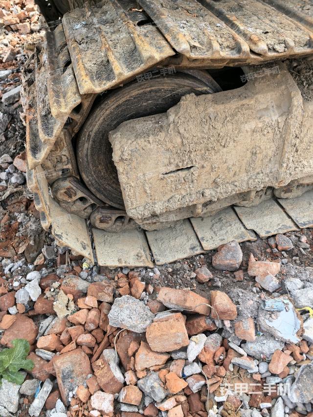 左導(dǎo)向輪（行走機構(gòu)）