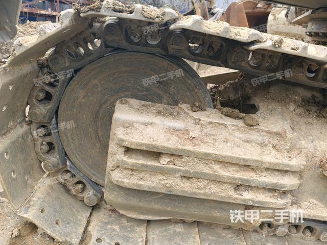 左侧履带整体 （行走机构）