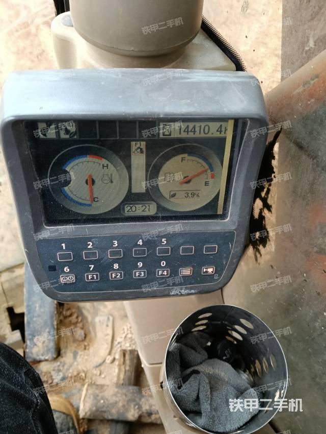 駕駛室整體（整機(jī)外觀）