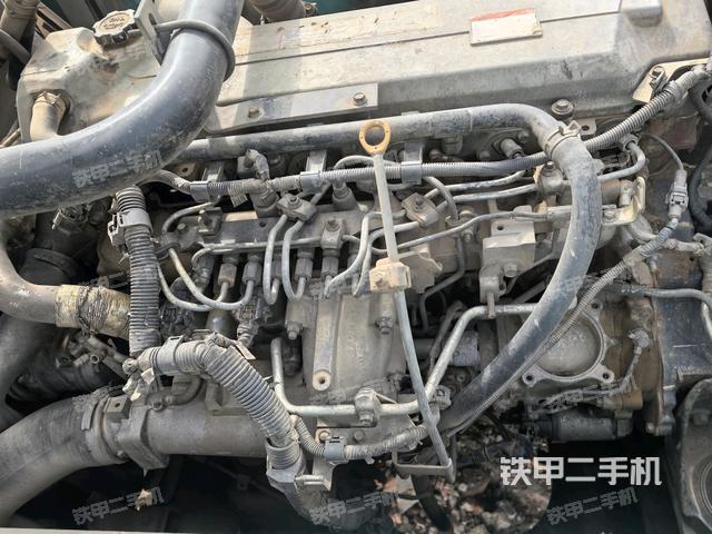 氣門室蓋螺絲特寫（上車部件）