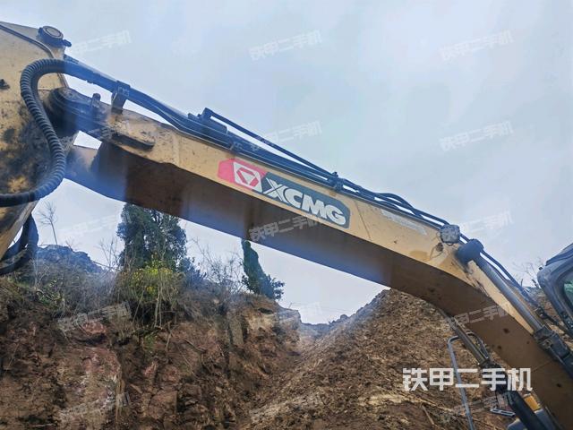 大臂整體?右側(cè)(工作和回轉(zhuǎn)裝置) 大臂整體?右側(cè)(工作和回轉(zhuǎn)裝置)