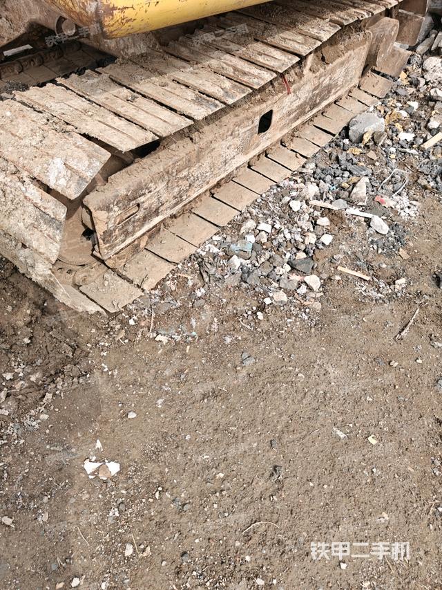 左側(cè)履帶整體?（行走機構(gòu)）