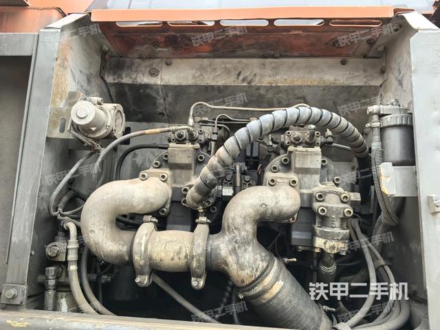 液壓泵室（大件艙室）