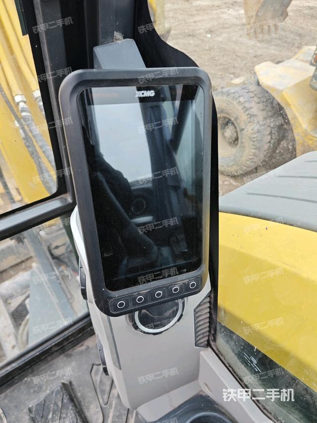 顯示屏?（駕駛室部分）