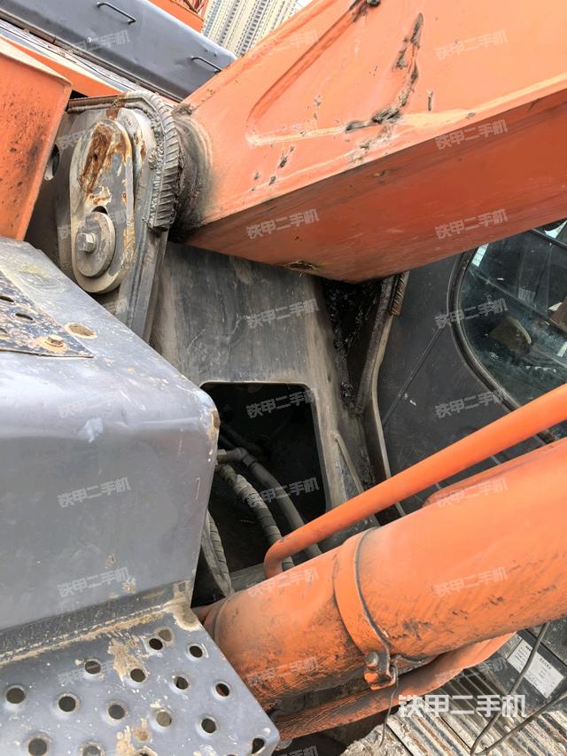 大臂根部?斜視（工作和回轉(zhuǎn)裝置）