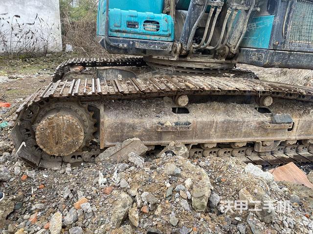 單側(cè)履帶整體（整機(jī)外觀）