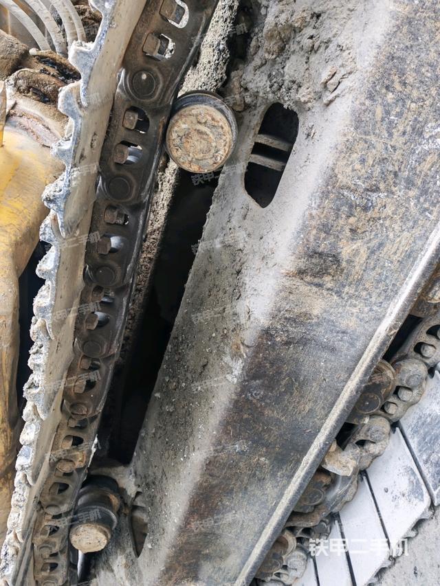 左側(cè)行走馬達(dá)蓋板（行走機(jī)構(gòu)）