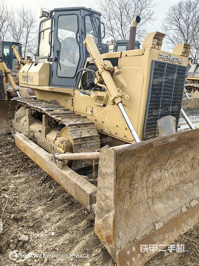 整機(jī)左側(cè)(設(shè)備外觀及核心部件) 整機(jī)左側(cè)(設(shè)備外觀及核心部件)