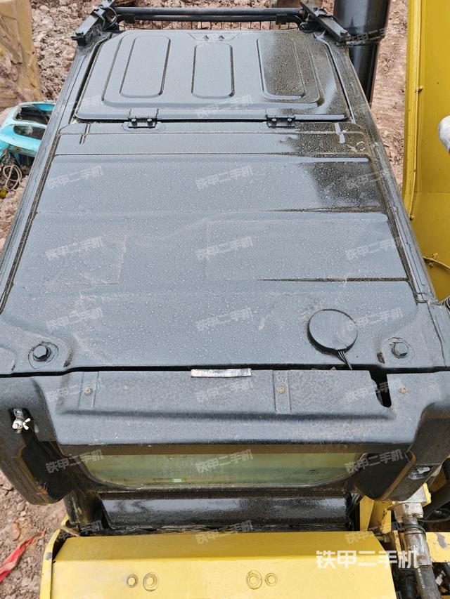 駕駛室頂部俯視（上車部件）