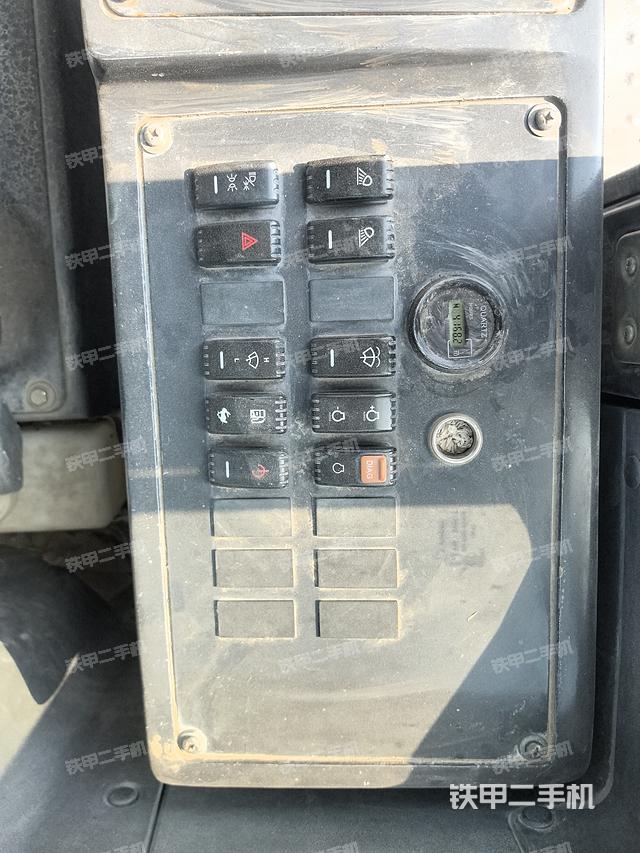 驾驶室操作台（整机外观及大件）