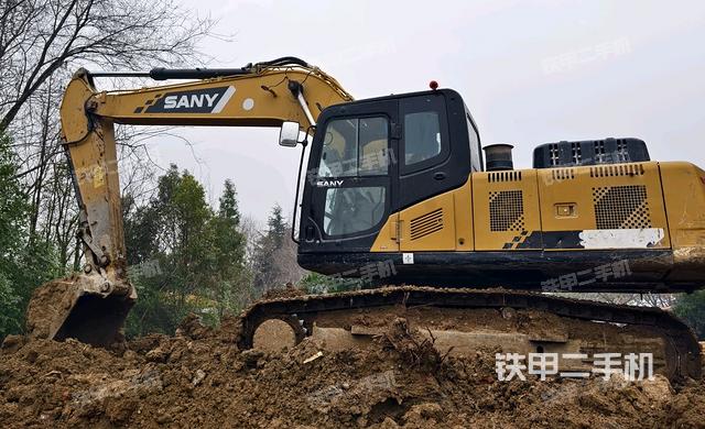 三一重工SY205C挖掘机