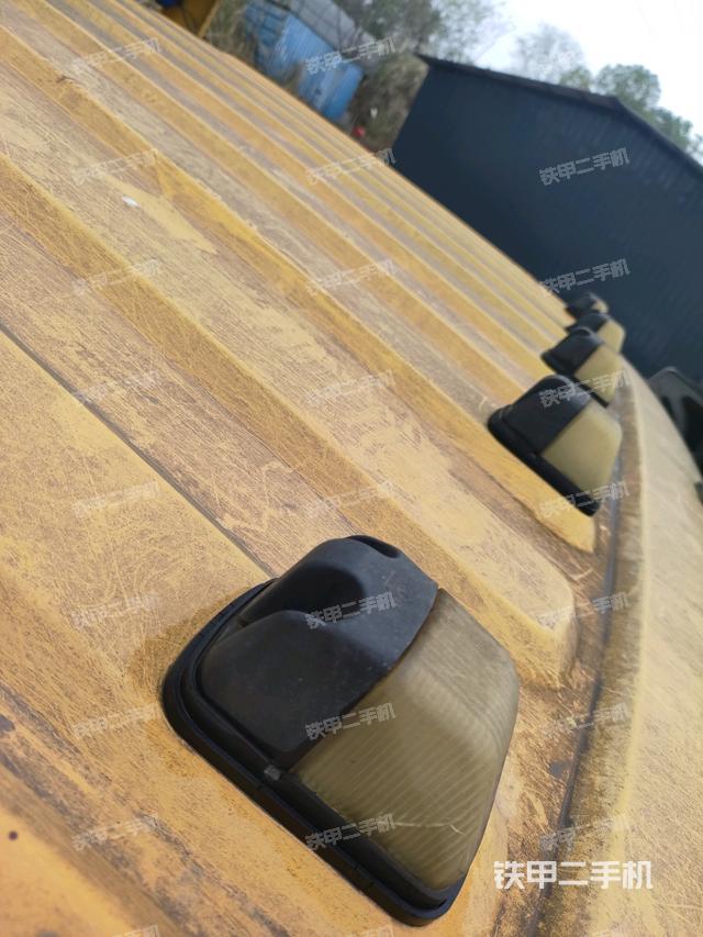 駕駛室頂部（駕駛室/操作室）