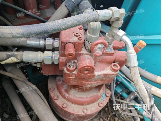 回轉(zhuǎn)馬達(dá)（上車部件）