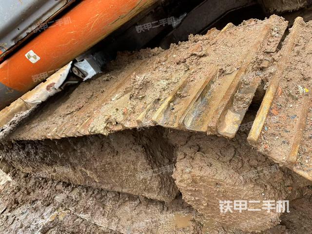 左側(cè)履帶整體?（行走機(jī)構(gòu)）