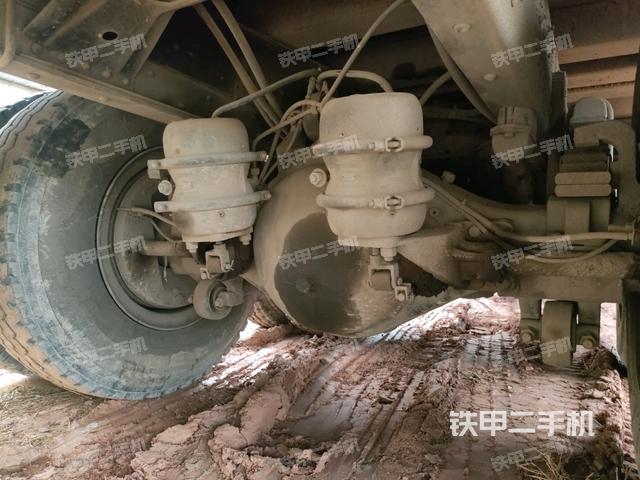 工作裝置4（工作裝置）