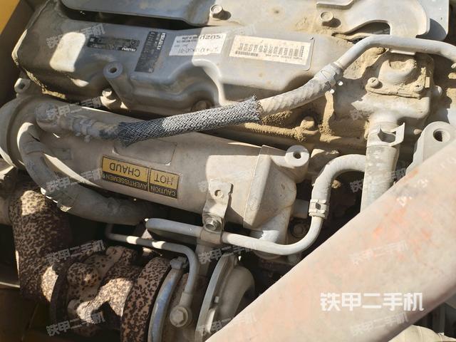 氣門室蓋螺絲特寫(上車部件) 氣門室蓋螺絲特寫(上車部件)