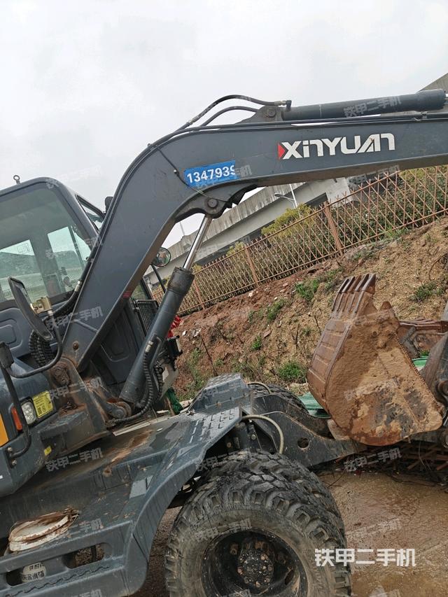 大臂整體?右側(cè)（工作和回轉(zhuǎn)裝置）