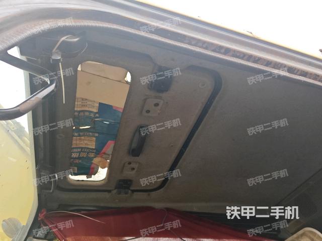 頂棚整體（駕駛室部分）