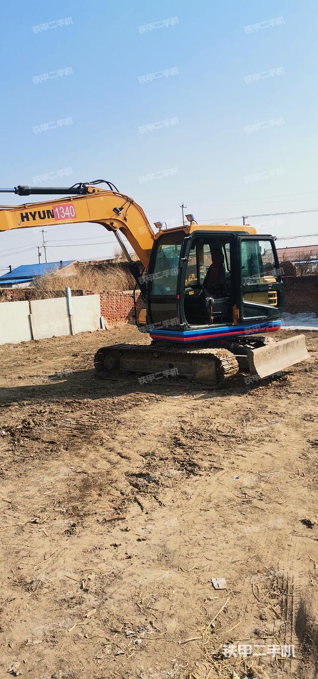 驾驶室整体（整机外观）