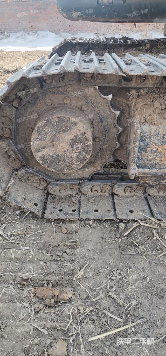 单侧履带整体（整机外观）