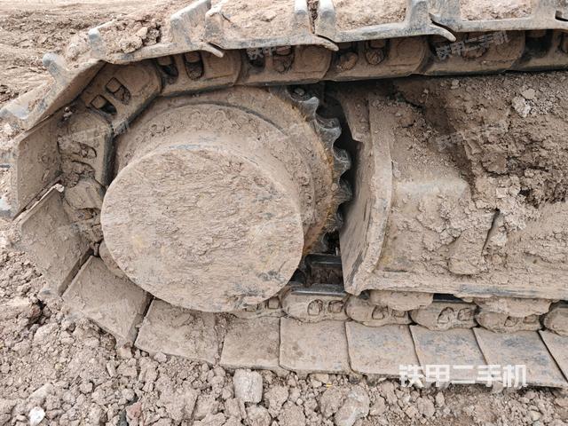 右驅動輪（行走機構）