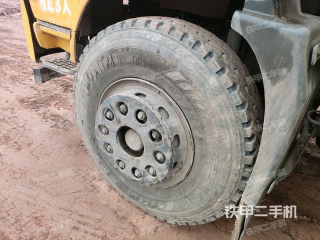 左引導輪 /左前輪（行走機構(gòu)）