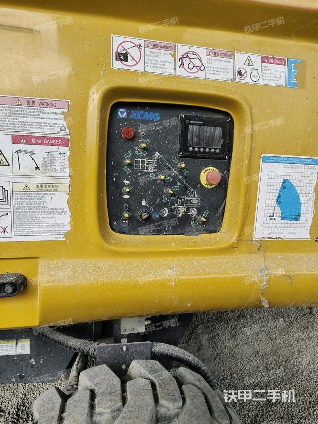 整機(jī)左側(cè)（設(shè)備外觀及核心部件）