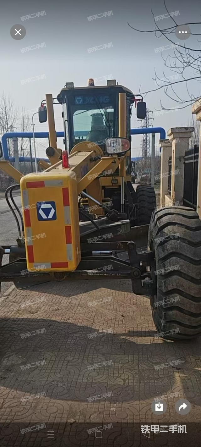 整機右側(cè)（設(shè)備外觀及核心部件）