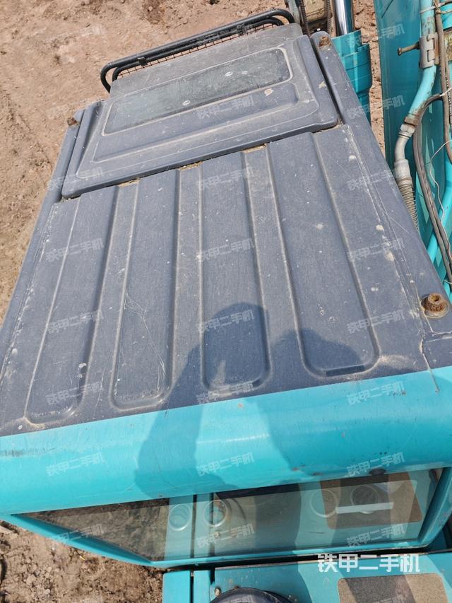 駕駛室頂部俯視（上車部件）