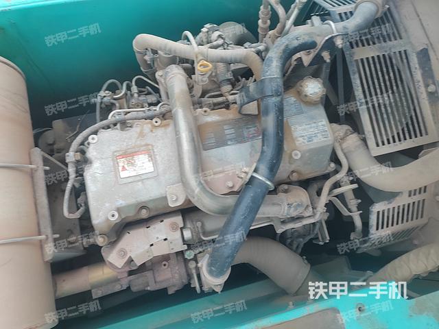 发动机整体俯视（整机外观）