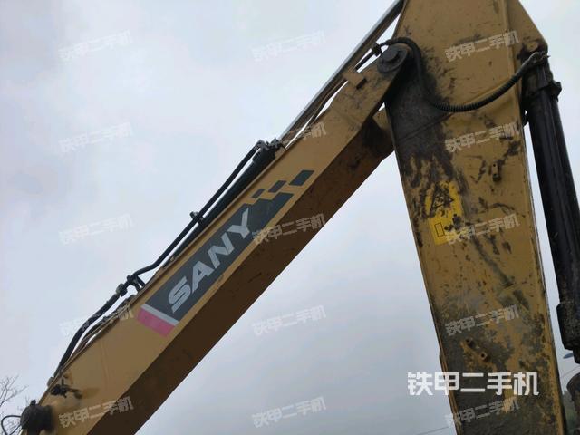 小臂整體左后（工作和回轉裝置）