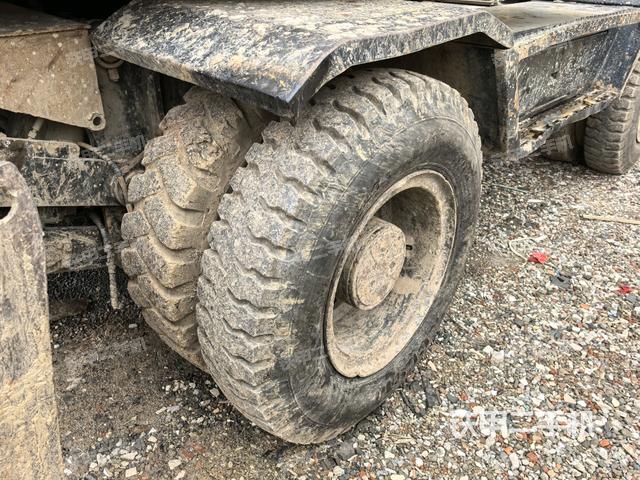 右側(cè)行走馬達(dá)蓋板(行走機(jī)構(gòu)) 右側(cè)行走馬達(dá)蓋板(行走機(jī)構(gòu))