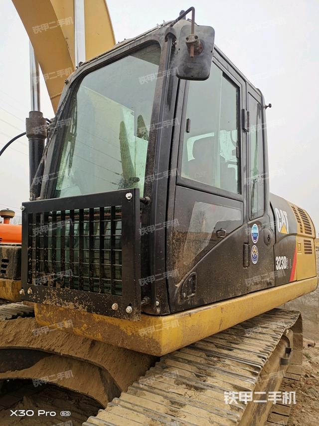 駕駛室整體（整機外觀）