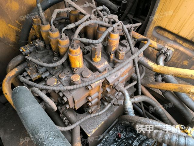 分配閥（上車部件）