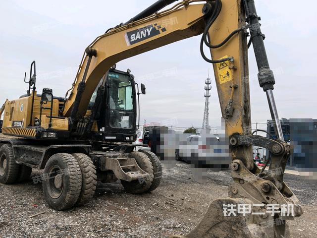 右前45(整機(jī)外觀) 右前45(整機(jī)外觀)