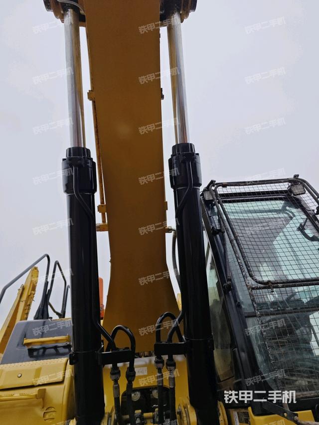 大臂油缸整體?豎拍（工作和回轉裝置）