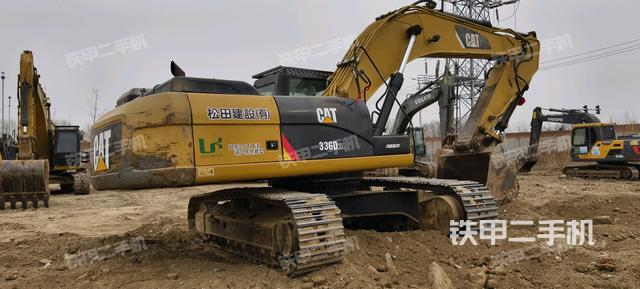 整機右后45°（整機外觀）