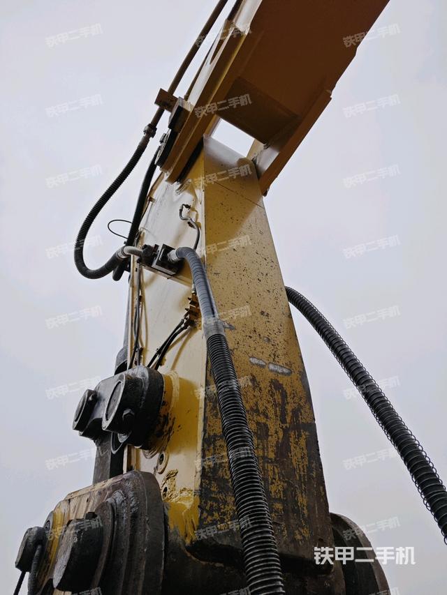 小臂整體左后（工作和回轉裝置）