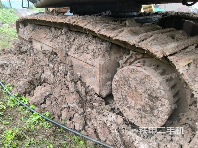 左側(cè)履帶整體?（行走機構(gòu)）