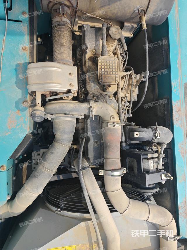 氣門室蓋螺絲特寫（上車部件）