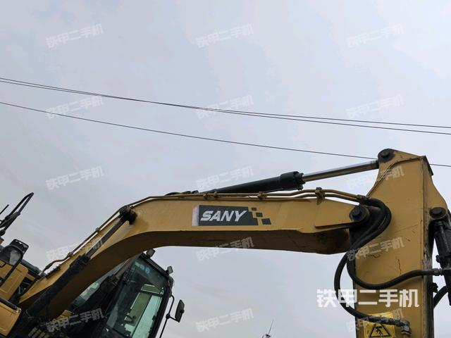 大臂整體?右側(cè)(工作和回轉(zhuǎn)裝置) 大臂整體?右側(cè)(工作和回轉(zhuǎn)裝置)