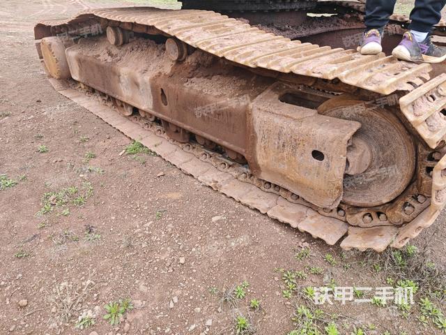 左側(cè)履帶整體?（行走機構(gòu)）