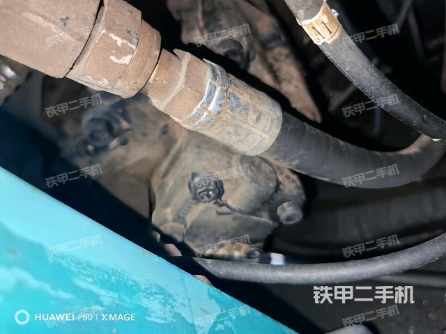 回轉(zhuǎn)馬達(dá)和主控閥(整機(jī)外觀) 回轉(zhuǎn)馬達(dá)和主控閥(整機(jī)外觀)