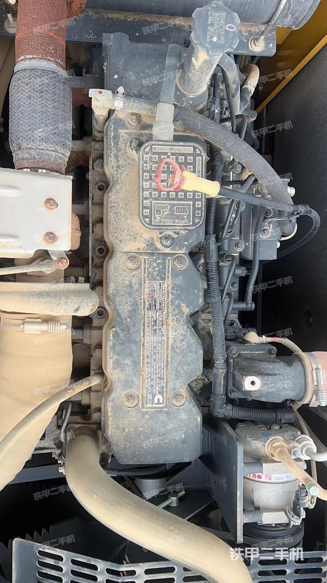 發(fā)動機(jī)整體俯視（整機(jī)外觀）