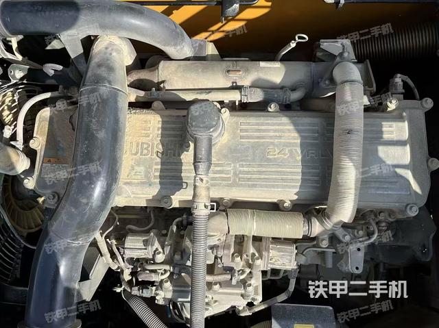 發(fā)動(dòng)機(jī)整體俯視(整機(jī)外觀) 發(fā)動(dòng)機(jī)整體俯視(整機(jī)外觀)