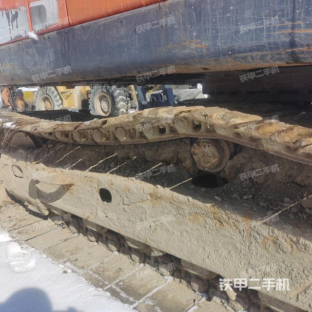 单侧履带整体（整机外观）