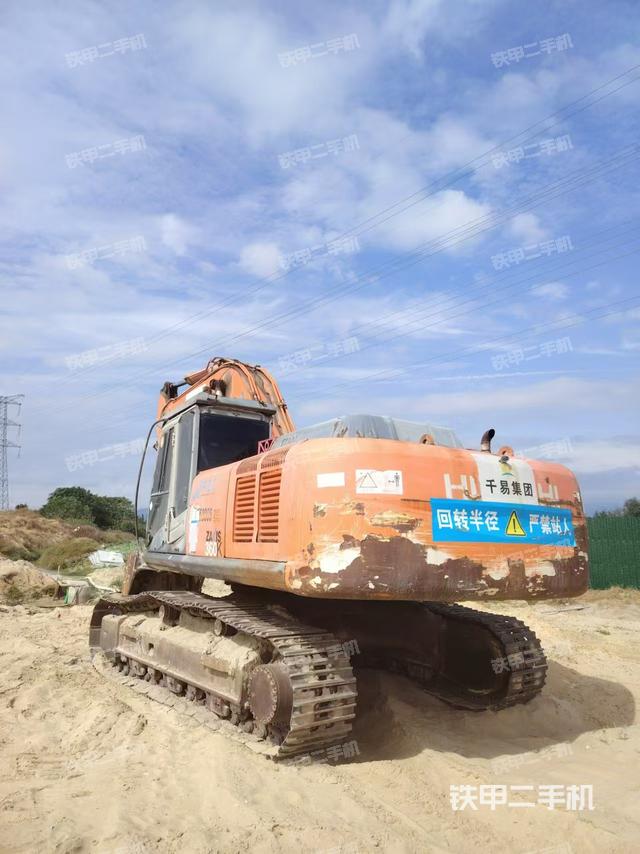 駕駛室頂部（整機(jī)外觀）